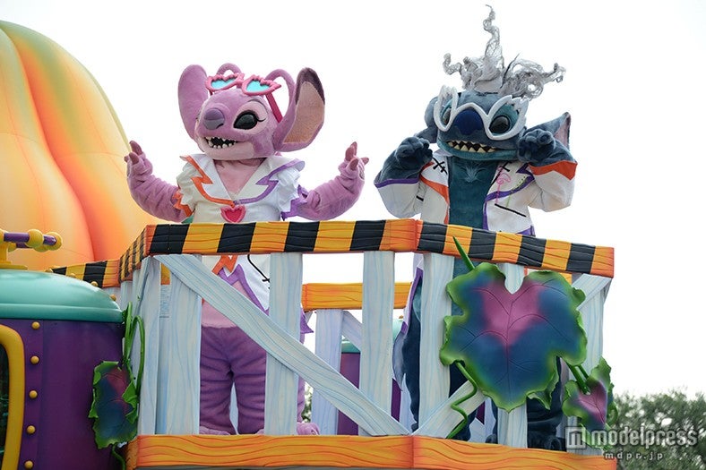 パレード「ハッピーハロウィーンハーベスト」