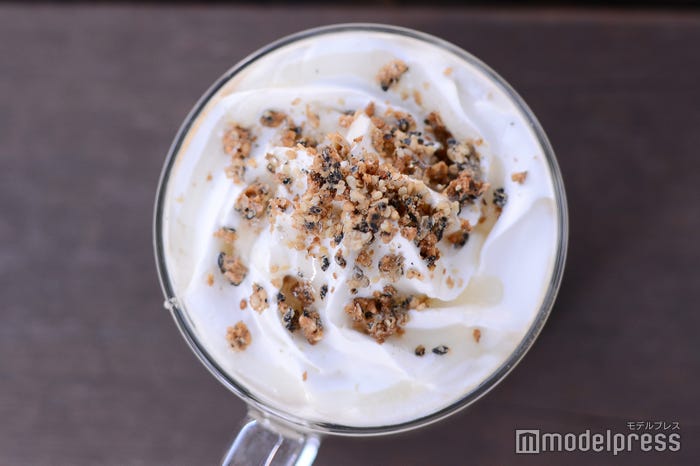 こちらにもゴマサブレをオン (C)モデルプレス