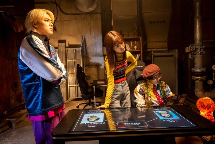 佐藤龍我、山下美月、加藤清史郎「弁護士ソドム」第6話より(C)テレビ東京