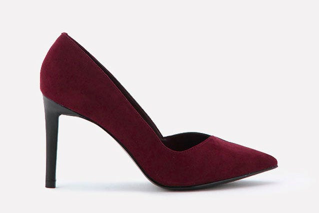 ポインテッドカバードパンプス「CHARLES & KEITH」7,452円(税込)/画像提供:CHARLES & KEITH OFFICIAL ONLINE STORE