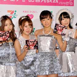 AKB48(左から:板野友美、高橋みなみ、前田敦子、指原莉乃)