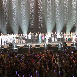 「WE LOVE JAPAN」ライブの模様 (C)WE LOVE JAPAN 実行委員会 2011