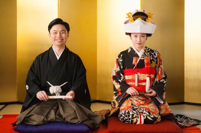 浜野謙太と川栄李奈(C)NHK