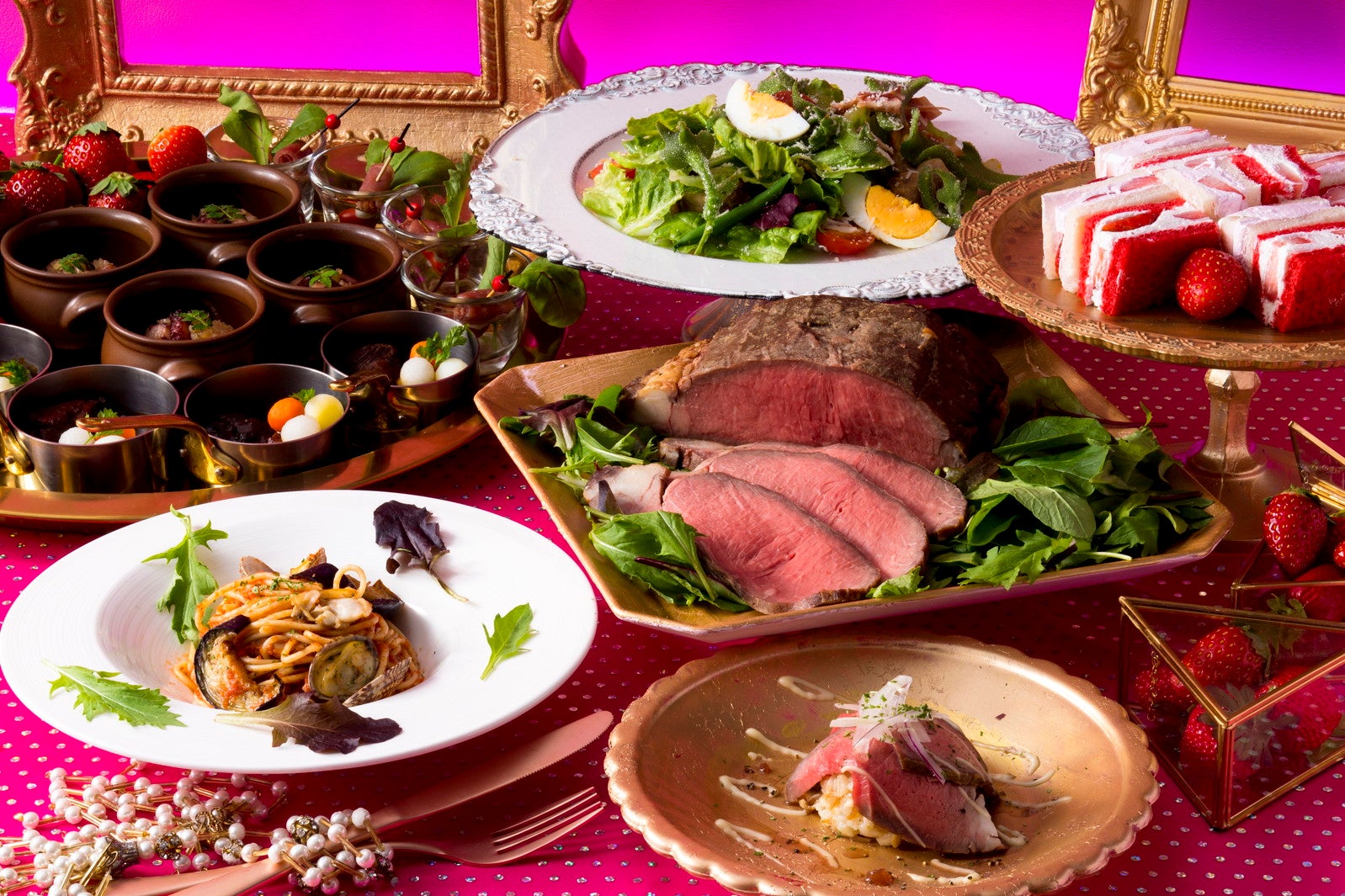 PEARL STRAWBERRY PRINCESS／画像提供：神戸ポートピアホテル