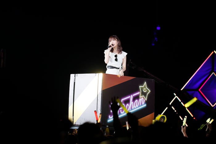 指原莉乃/「指原莉乃11年ありがとう!大感謝祭」より(C)AKS