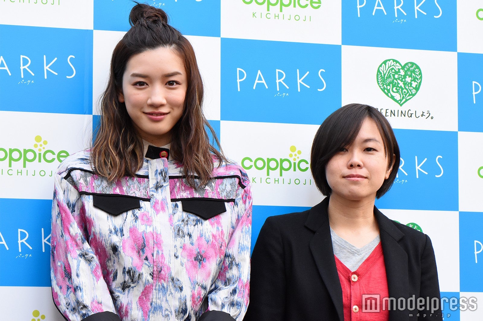 永野芽郁、瀬田なつき監督 （C）モデルプレス