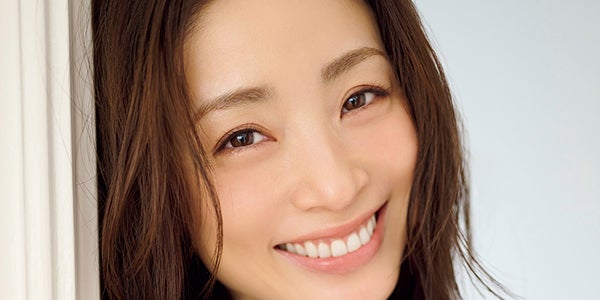 上戸彩「週刊FLASH」表紙登場「SAKAMOTO DAYS」役どころを語る