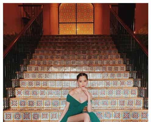河北麻友子、SEXYドレスで大胆露出 圧巻スタイルに絶賛の声