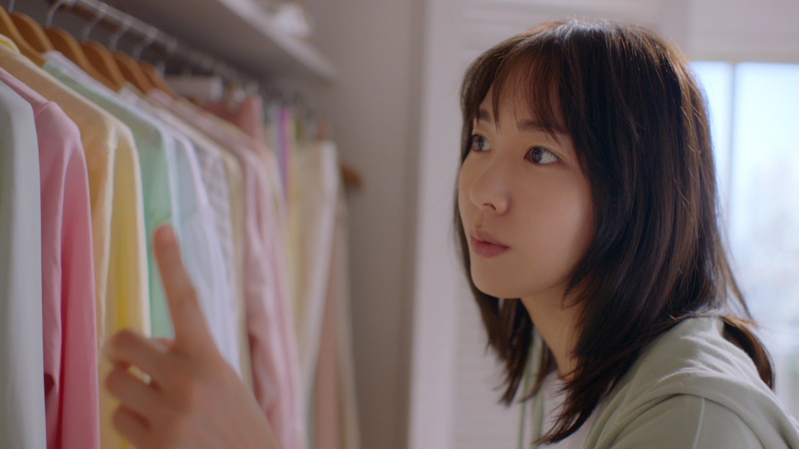 新垣結衣／新テレビCM「よきかな」篇より（提供写真）