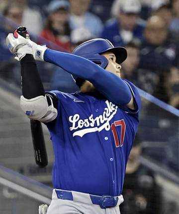 大谷翔平「いいアプローチができた」内角低めの見逃せばボール球をバックスクリーンへ WSリターンマッチで米注目も「あくまでもシーズンの試合の一つ」