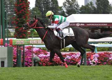【新馬戦】ブルージェイ 圧逃劇で初陣飾る 鮫島駿が絶賛「素晴らしい馬。今日はまたがっていただけ」