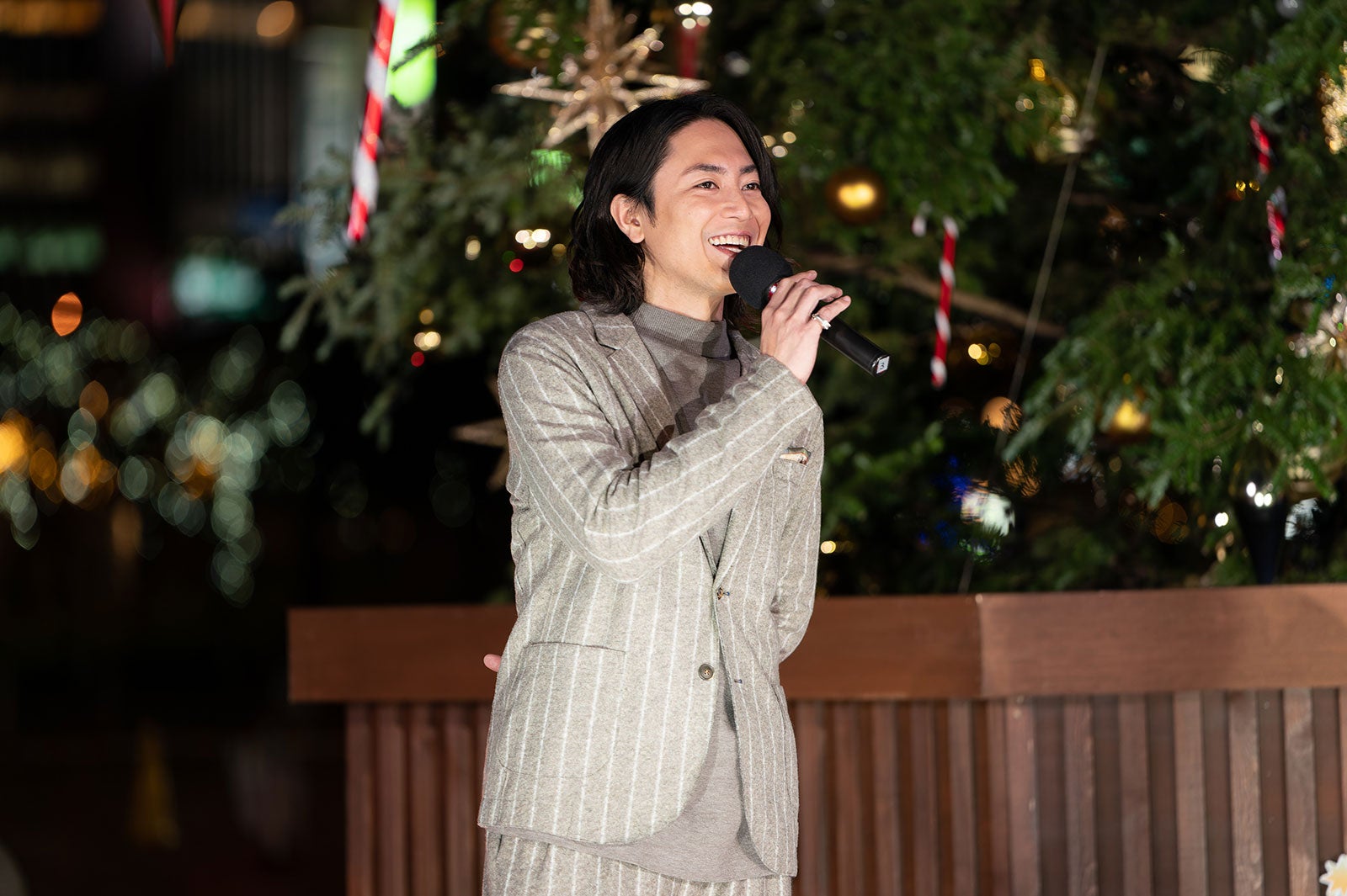 間宮祥太朗（C）2024映画『ある閉ざされた雪の山荘で』製作委員会 （C）東野圭吾／講談社