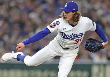 ドジャース グラスノーが5回ノーヒット投球！毎回の9奪三振でパドレス打線を圧倒 プレーオフへはずみ