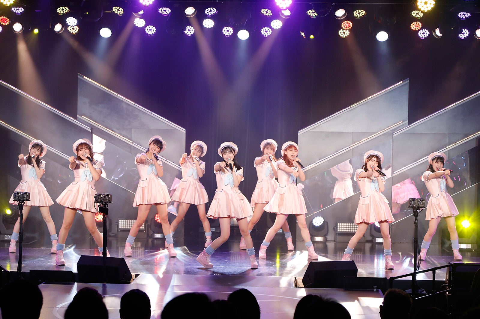 HKT48「HKT48劇場 10周年記念特別公演」（C）Mercury