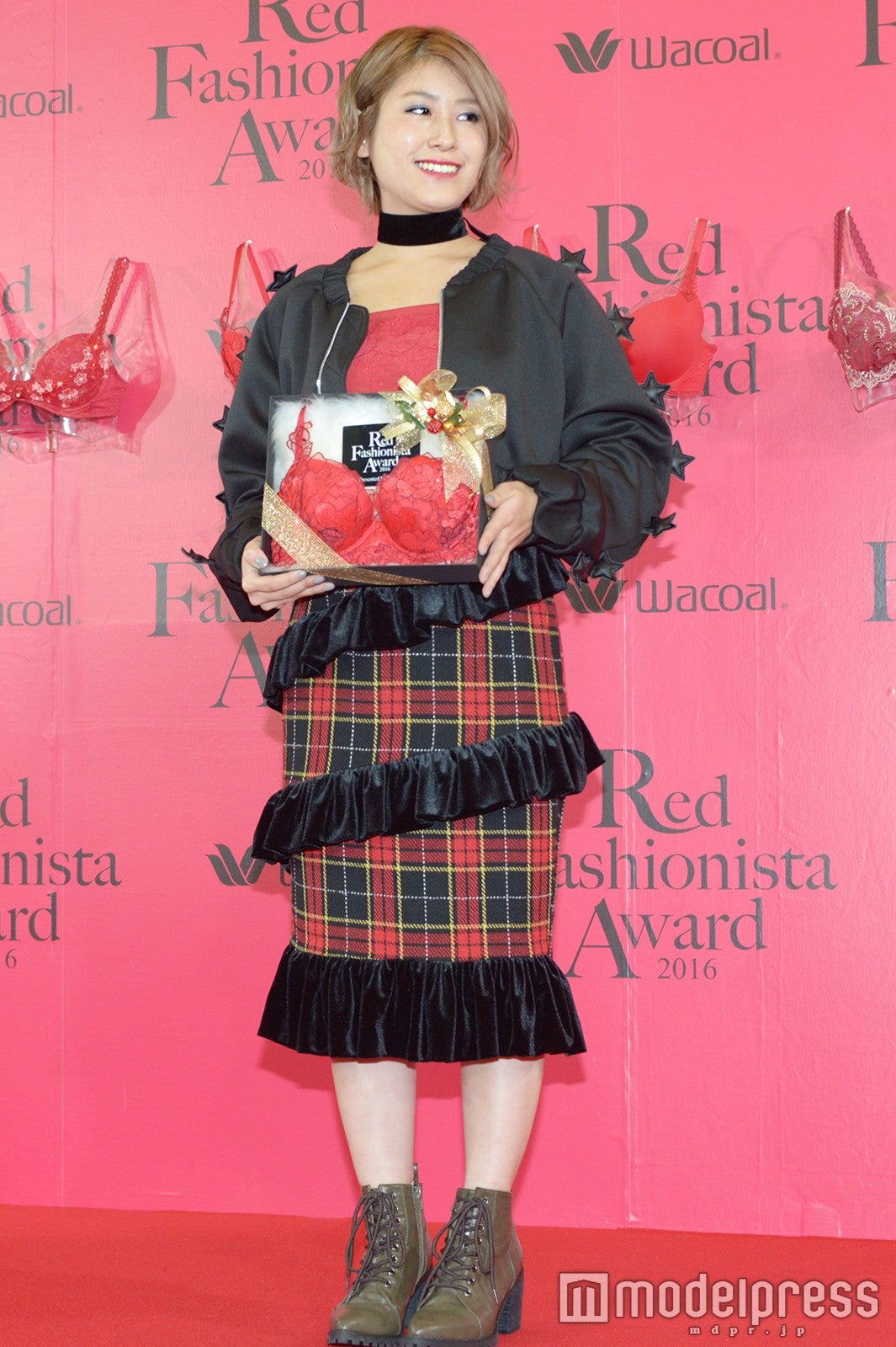 IMALU（C）モデルプレス