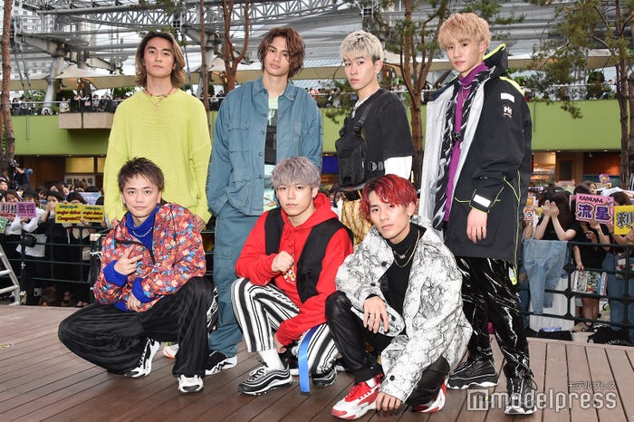 (前列左から)日高竜太、加納嘉将、深堀未来(後列左から)砂田将宏、海沼流星、奥田力也、松井利樹 (C)モデルプレス