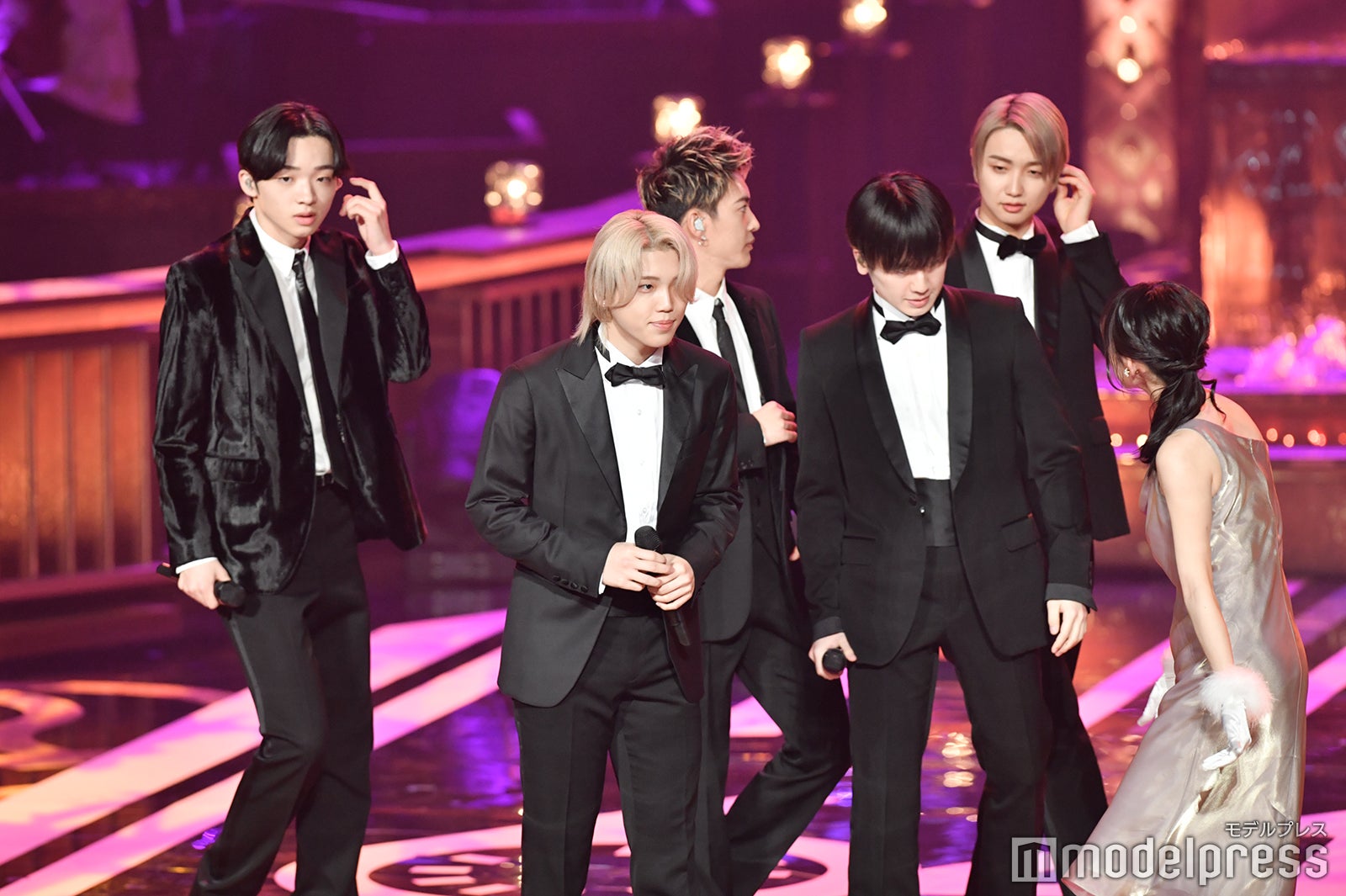 （C）モデルプレス