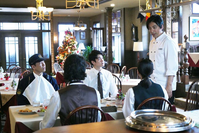 大沢たかおら「ONE DAY~聖夜のから騒ぎ~」第5話より(C)フジテレビ