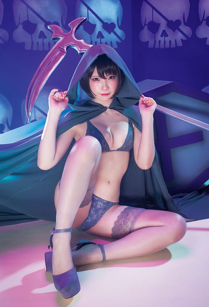 えなこ(C)桑島智輝/集英社