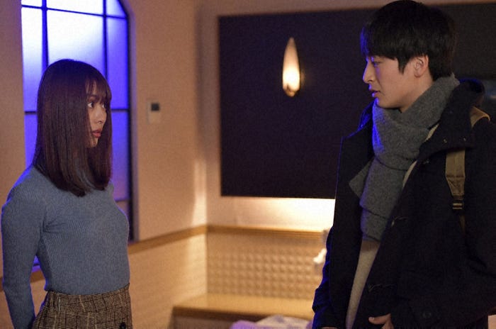 内田理央、山下航平/「来世ではちゃんとします」第8話より(C)「来世ではちゃんとします」製作委員会