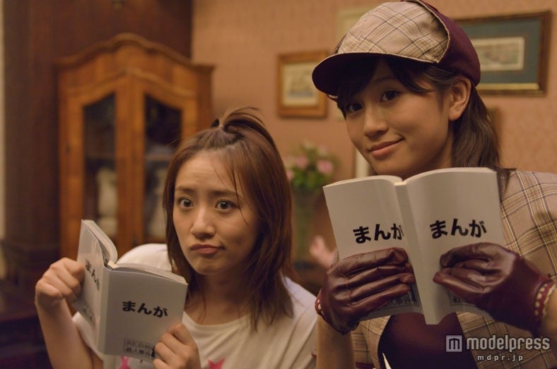 高橋みなみ、前田敦子／新CMオフショット