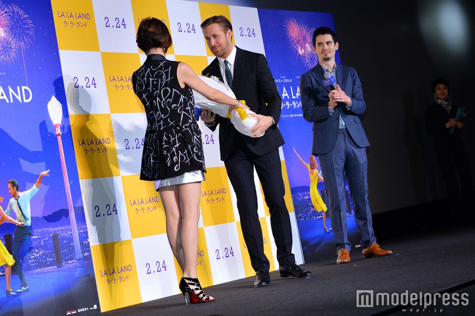 米倉涼子 ミニスカで美脚披露 すっごくかっこいい と惚れたイケメン俳優も絶賛 モデルプレス 米倉涼子 ミニスカで美脚披露 すっごくかっこいい と惚れたイケメン俳優も絶賛 モデルプレス
