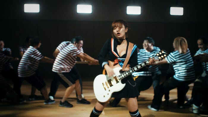 藤田恵名「境界線」AバージョンMVより(提供写真)