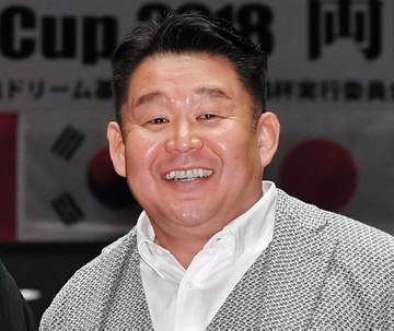 1男5女の父・花田虎上 前妻との息子と「2人だけで食事、何年ぶりだろう」キャビア、松茸、フカヒレ！ 航空会社勤務と23年TVで