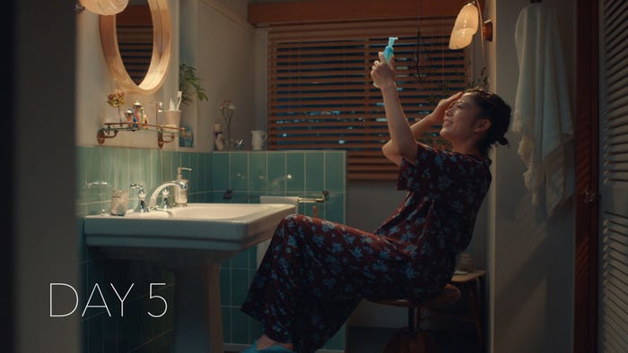 高畑充希/新CM「すっぴん変わるクレンジング篇」より(提供写真)