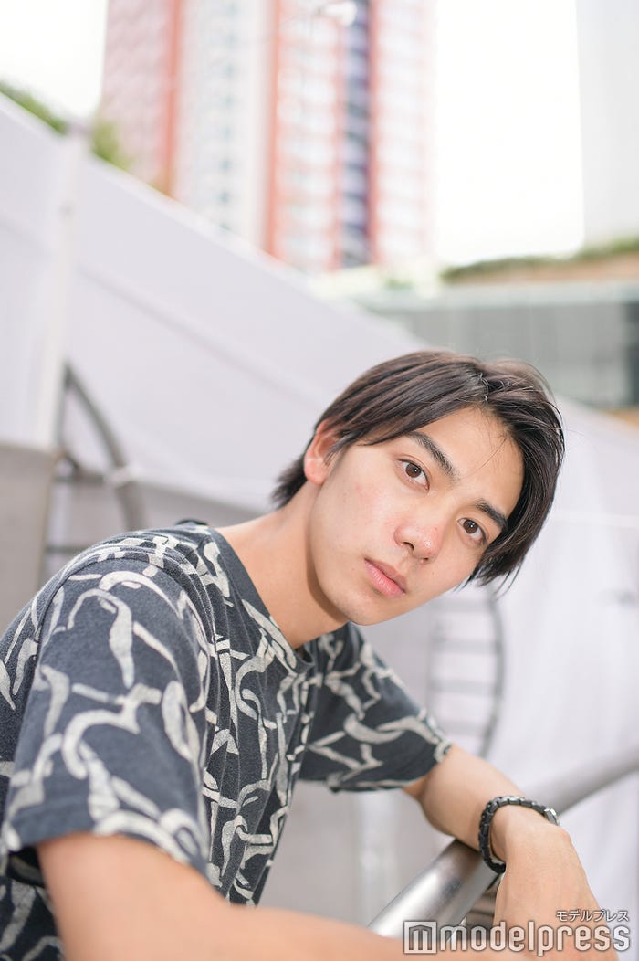 小林三起さん(C)モデルプレス