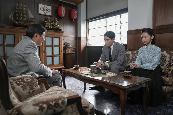 黒田有、水上恒司、趣里「ブギウギ」第77話(C)NHK