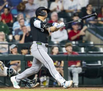 村上宗隆が絶好調 大谷、鈴木に日本人3人目の4戦連発9号弾含む3安打4出塁 本塁打数ジャッジに並ぶリーグ2位浮上で年63発ペース OPSも・978まで上昇