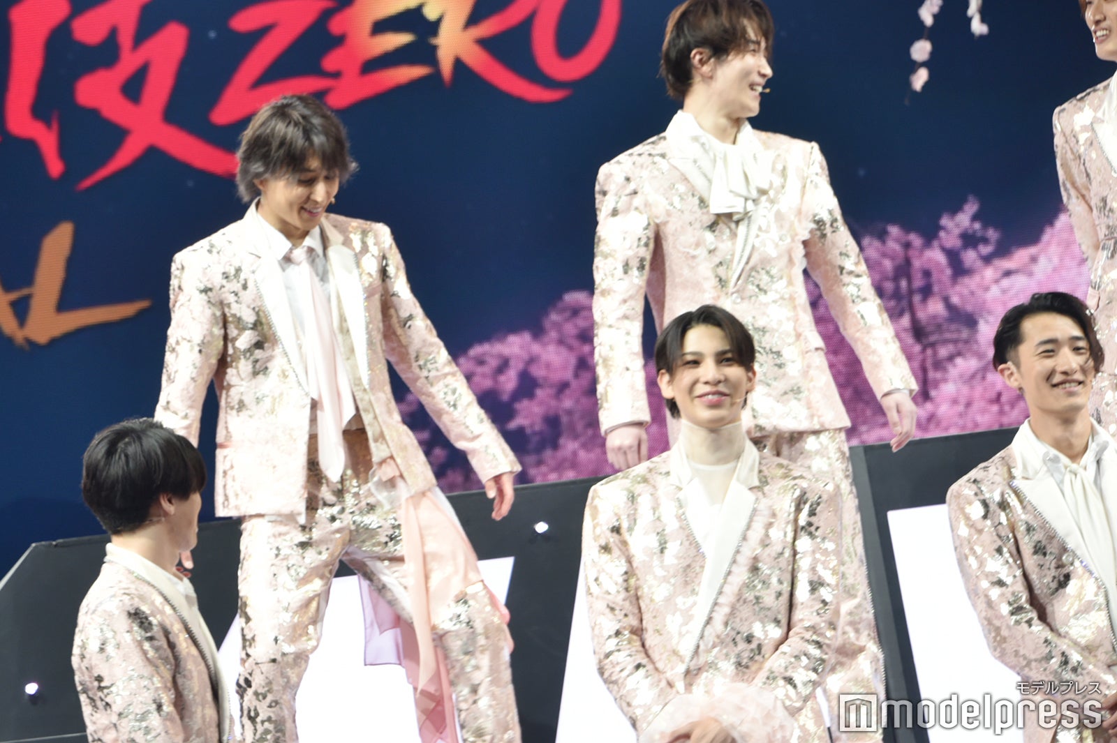 Snow Man、滝沢秀明氏に観劇をお願い ラウール「Twitterに感想書いて」＜滝沢歌舞伎ZERO FINAL＞ モデルプレス
