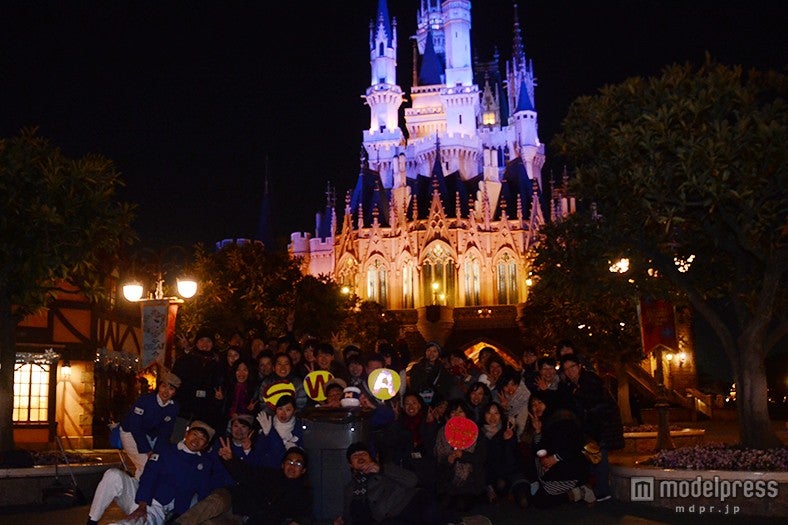 仲間で集まって記念撮影！