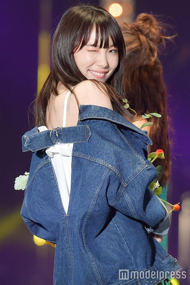 飯豊まりえ ロングヘアが復活 デコルテあらわなワンピース姿 Tgc18s S モデルプレス 飯豊まりえ ロングヘアが復活 デコルテあらわなワンピース姿 Tgc18s S モデルプレス