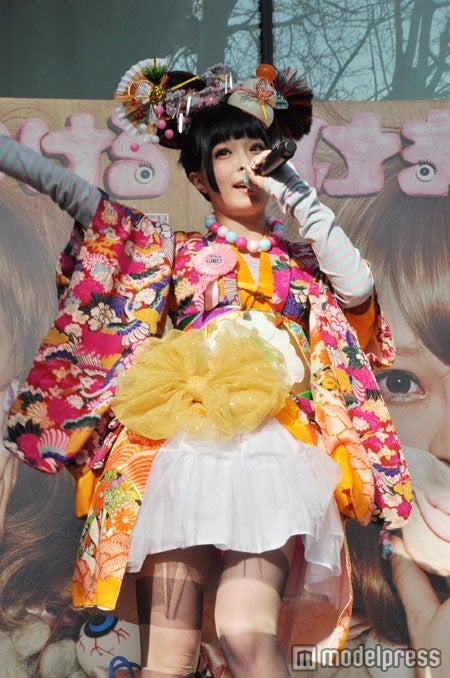 画像3/14) きゃりーぱみゅぱみゅ、“和”と“原宿”を融合させたド 画像3/14) きゃりーぱみゅぱみゅ、“和”と“原宿”を融合させたド