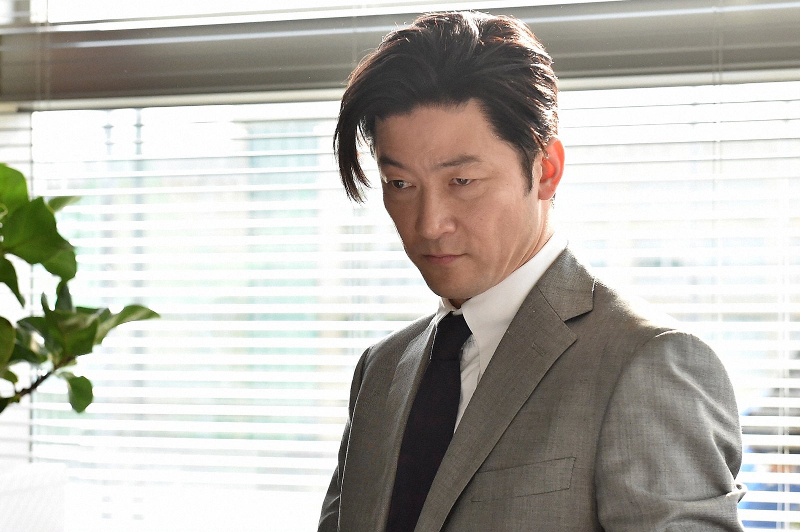 浅野忠信「A LIFE～愛しき人～」第7話より（C）TBS