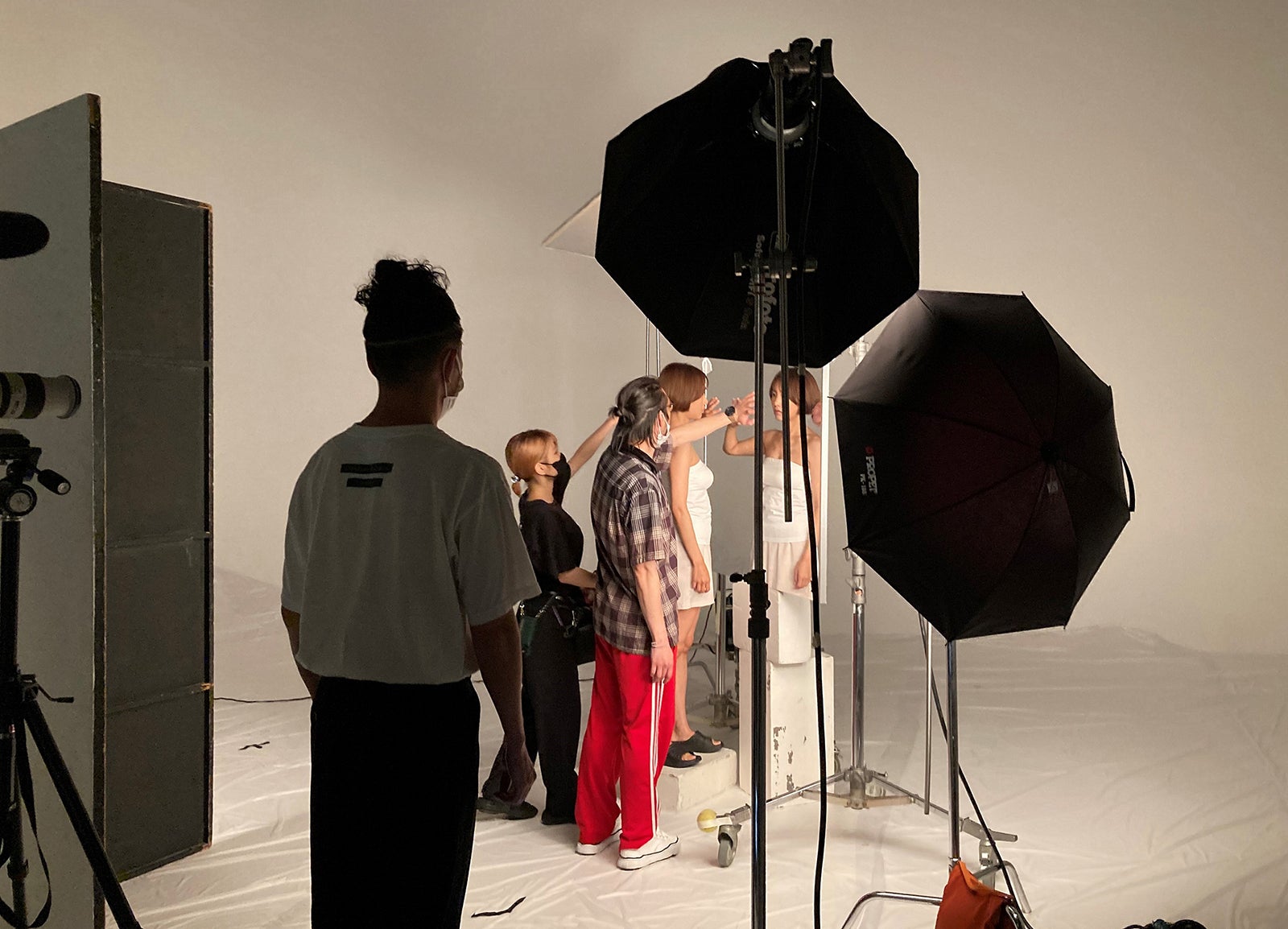 夏菜の撮影風景 （C）東海テレビ