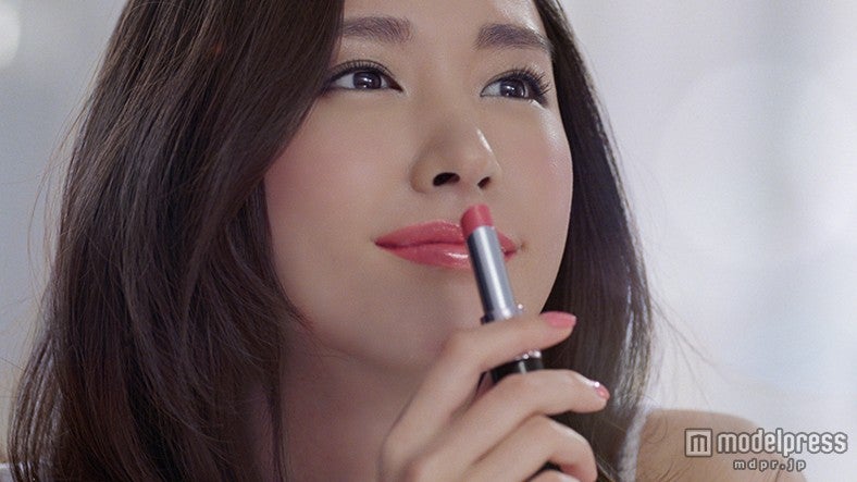 新垣結衣／エスプリーク新CM「とろけるほど、大人リッチ」篇より