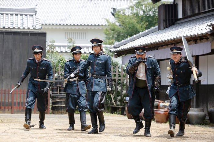 映画『曇天に笑う』場面カット(C)2018映画「曇天に笑う」製作委員会 (C)唐々煙/マッグガーデン