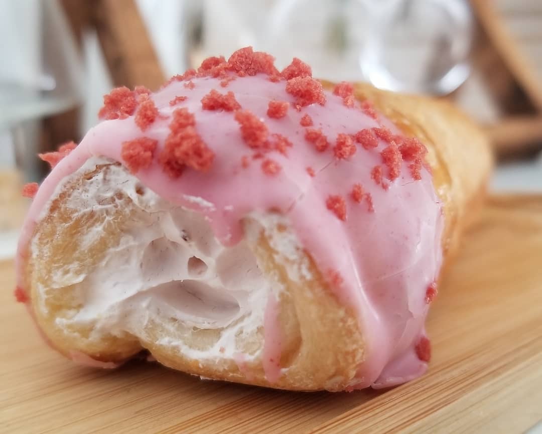 「いちごのホイップコロネ」