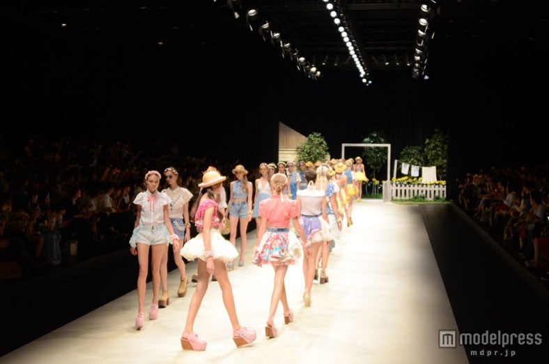 「WC」2013年春夏コレクション