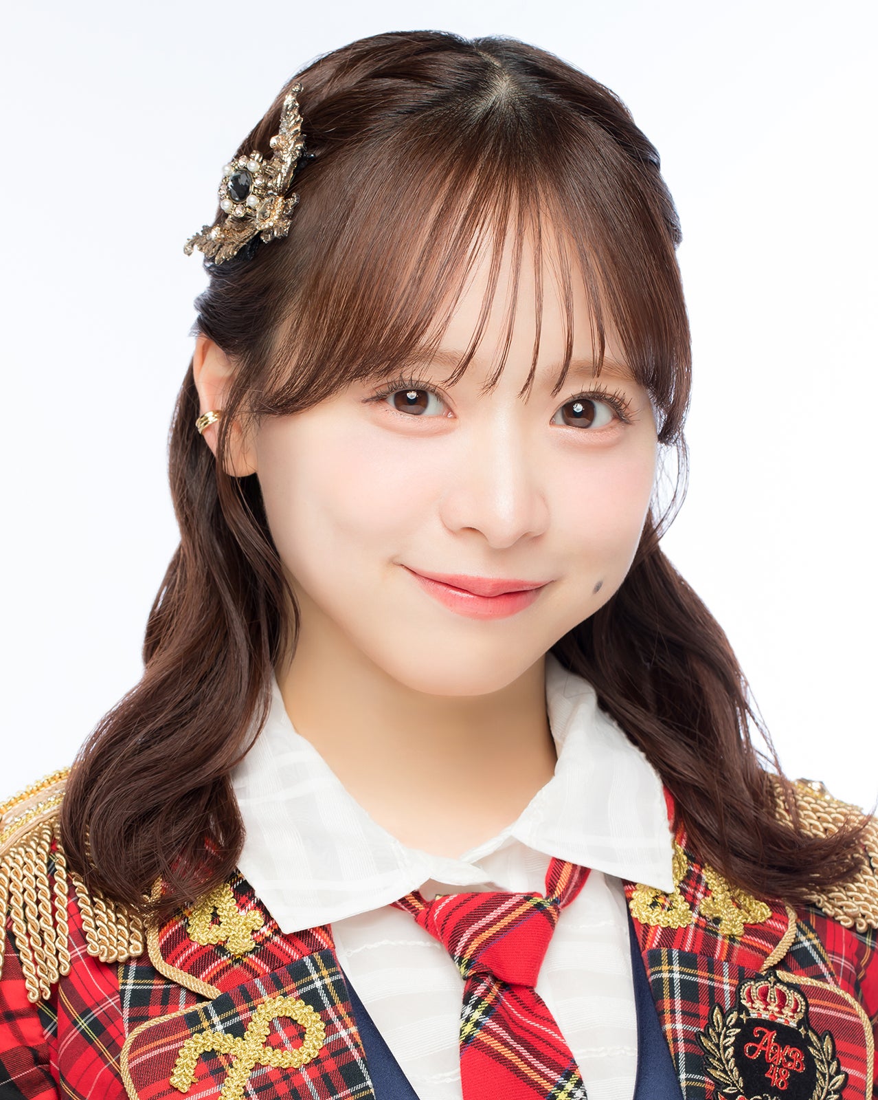 倉野尾成美（C）AKB48