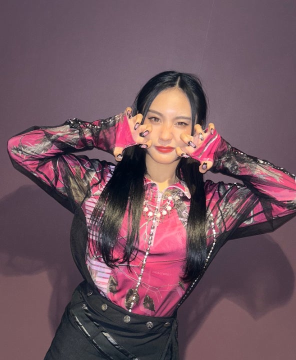 「No No Girls」候補生3人、TikTokダンスチャレンジ公開に反響「プレイバック組だ」「終わった後も集まってるの嬉しい」