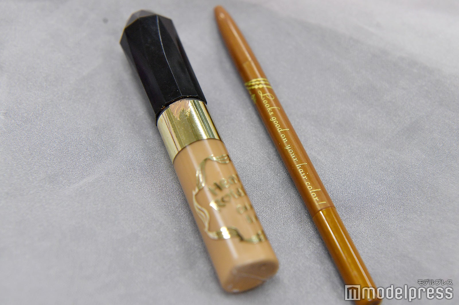 アイブロウ（C）モデルプレス