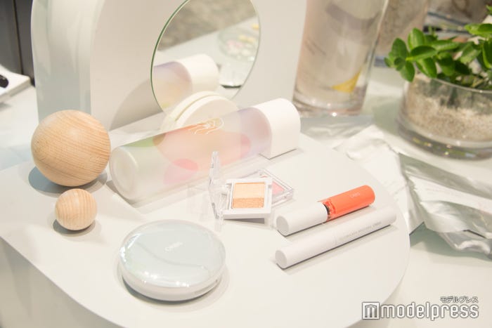 気に入った商品は奥のショップで購入可能(C)モデルプレス