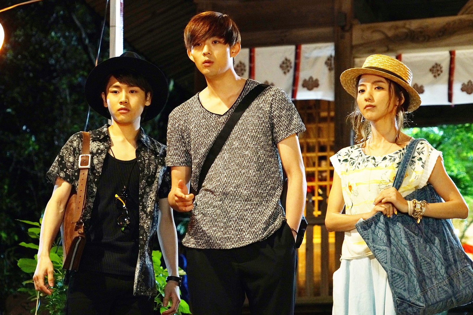 （左から）泉澤祐希、竜星涼、真野恵里菜（C）「君と１００回目の恋」製作委員会