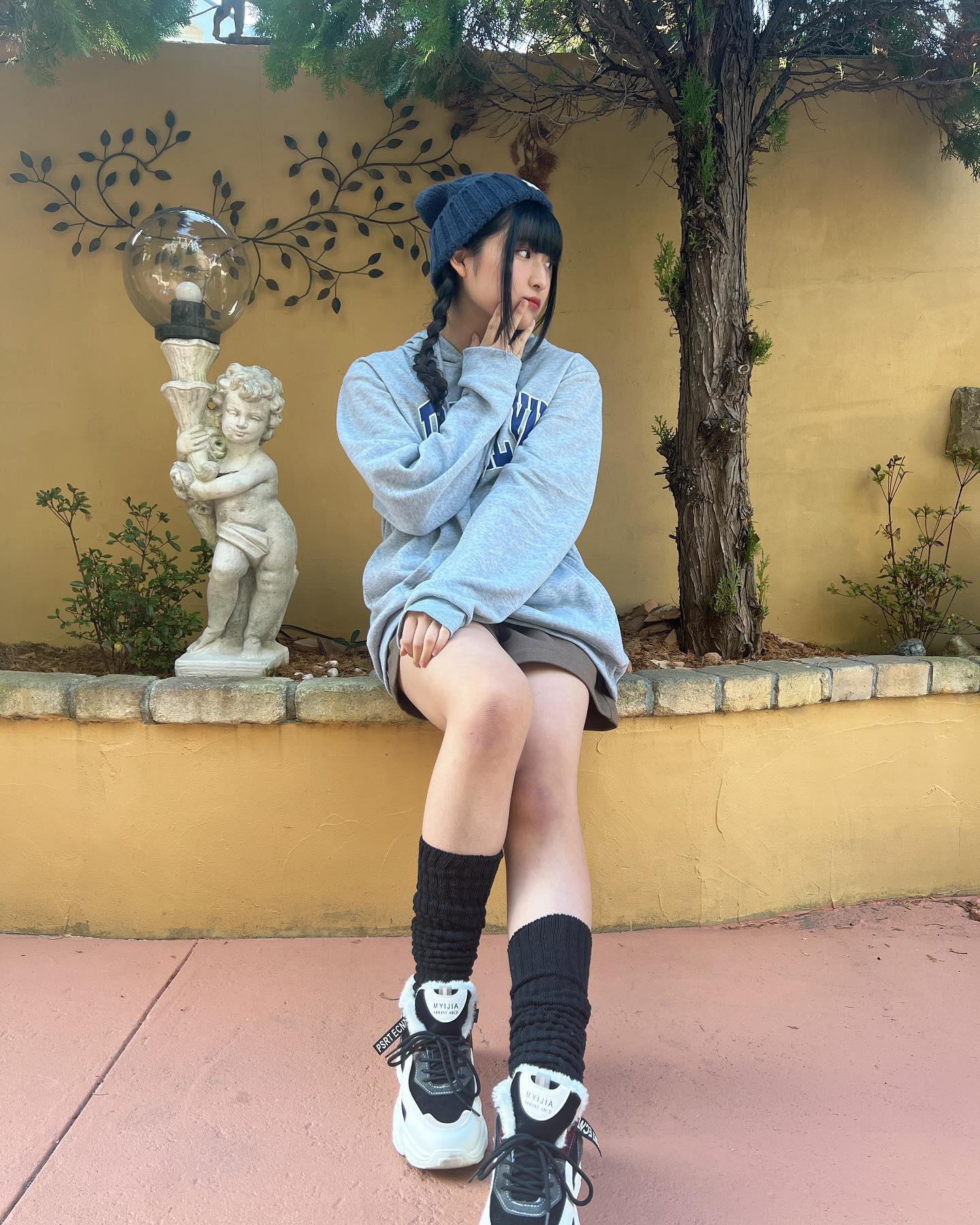 画像1/6) “5歳から踊り手”りりりちゃん、制服姿で高校卒業報告