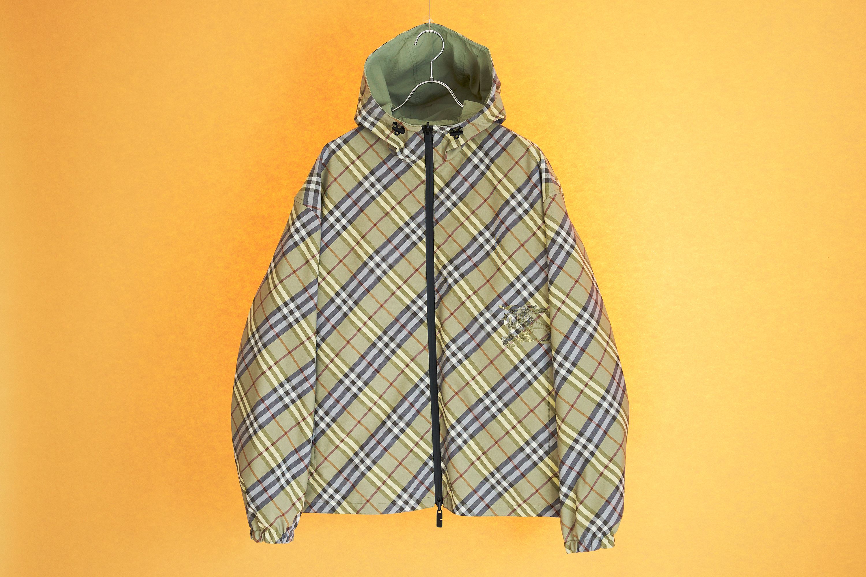 伝統を軽やかかつモダンに纏うバーバリー──2026年の春、推したいのはこのアウター