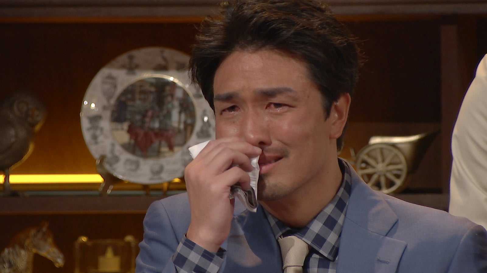 萩原章太『バチェロレッテ・ジャパン』シーズン1エピソード10（アフターファイナルローズ）（C）2020 Warner Bros. International Television Production Limited